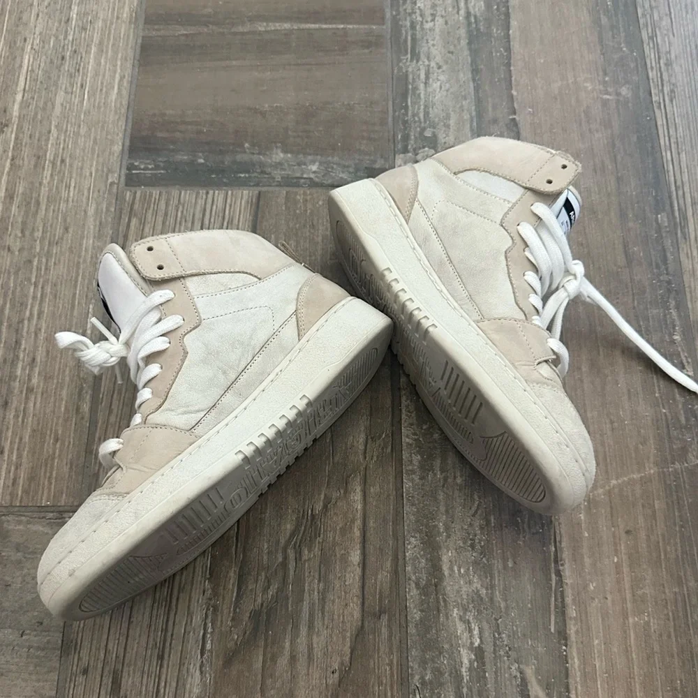Axel Arigato high-top lace-up sneakers Women’s size 7.5